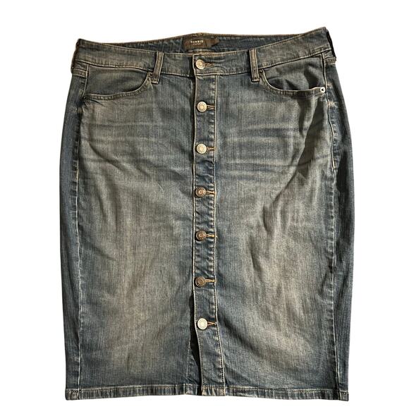 Torrid Light Wash Denim Button Front Midi Skirt 12 Women’s Blue - Picture 2 of 6